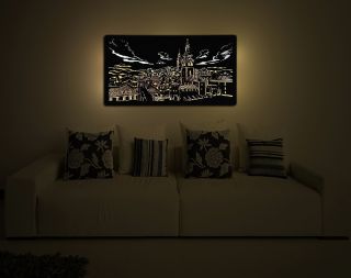 🌞Dnes tu máme jednu perličku k příležitosti slovenských prezidentských voleb.🌞 Jde o světelný obraz města jenž je rodištěm...